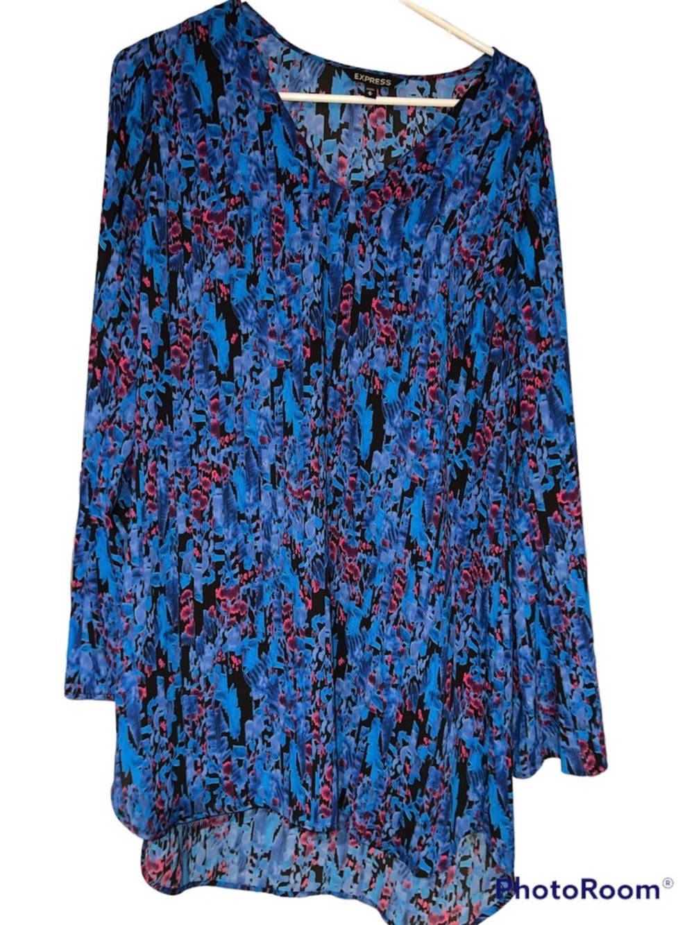 Express Blue and Pink Abstract Floral V-Neck Tunic